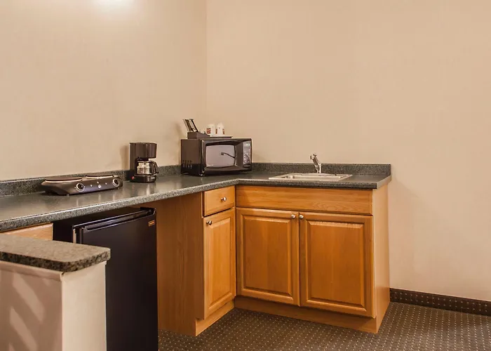 Comfort Northwest Hotel