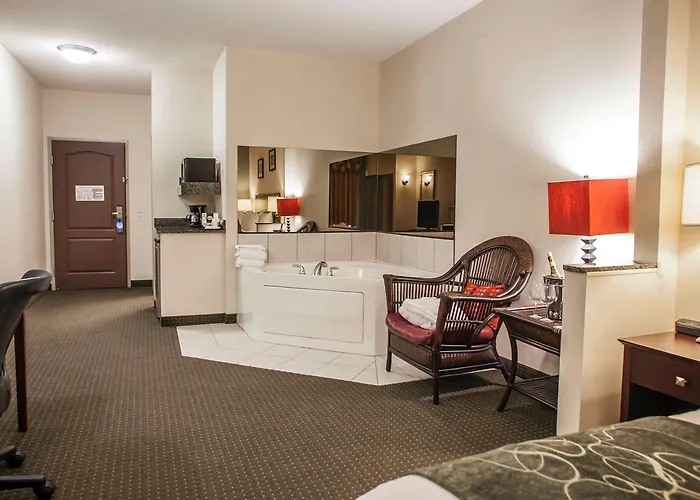 Comfort Northwest Hotel