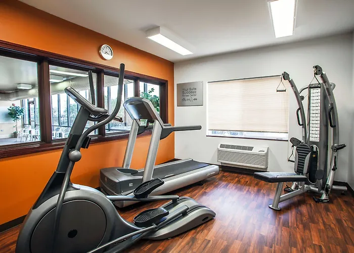 Comfort Northwest Hotel 4*