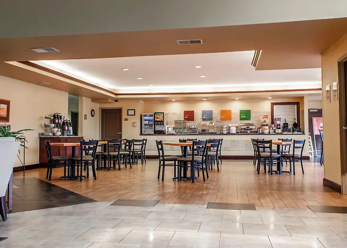 Hotel Comfort Northwest 4*