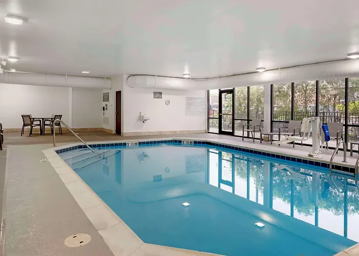Hotel Comfort Northwest 4*