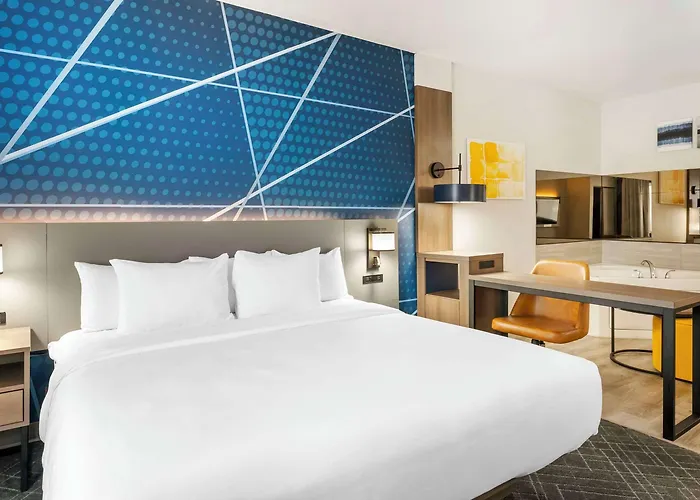 Hotel Comfort Northwest 4*