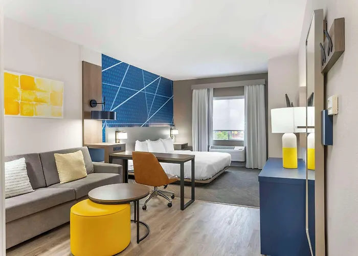 Hotel Comfort Northwest 4*